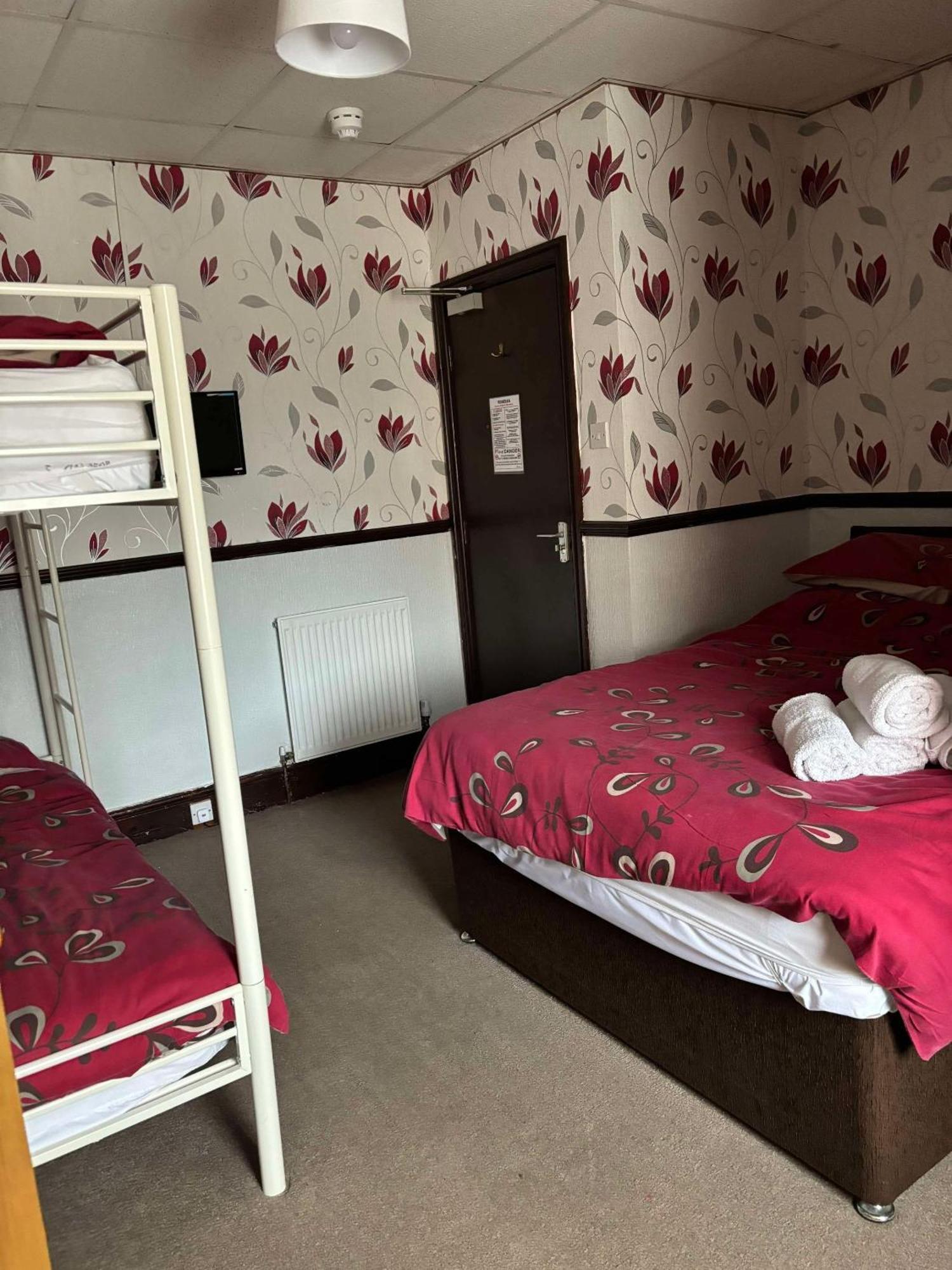 Roselea Hotel - St Chads Blackpool Room photo
