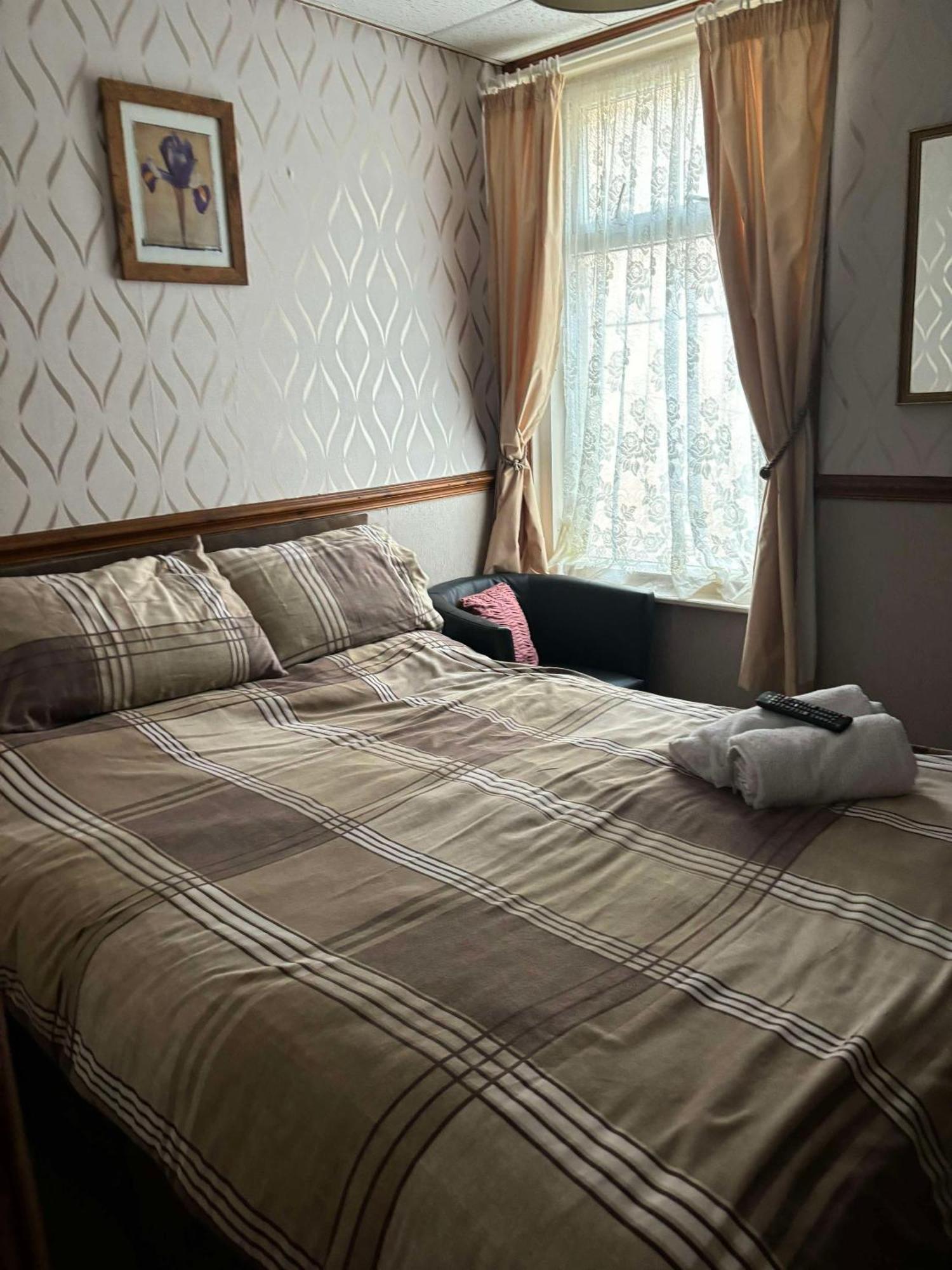 Roselea Hotel - St Chads Blackpool Room photo